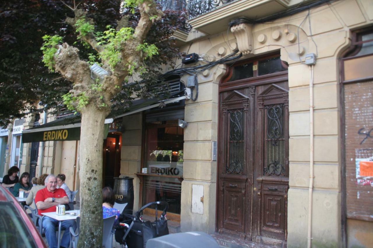 Pension Yoldi San Sebastian Exterior photo